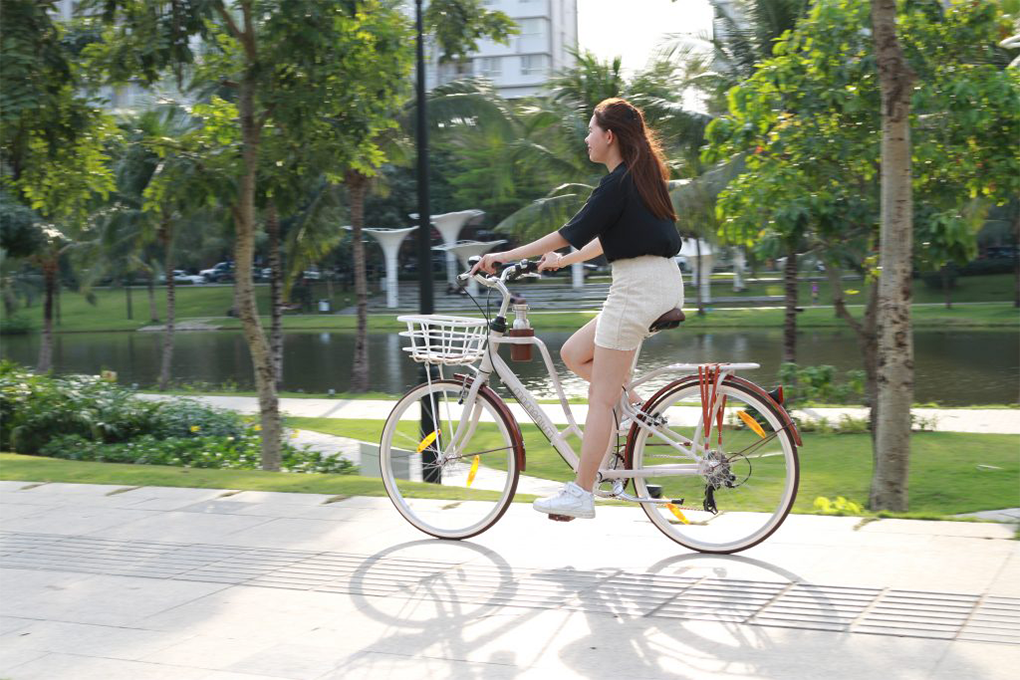 Khoảnh khắc vi vu cùng xe đạp Momentum iNeed Latte được giới trẻ chia sẻ trên mạng xã hội