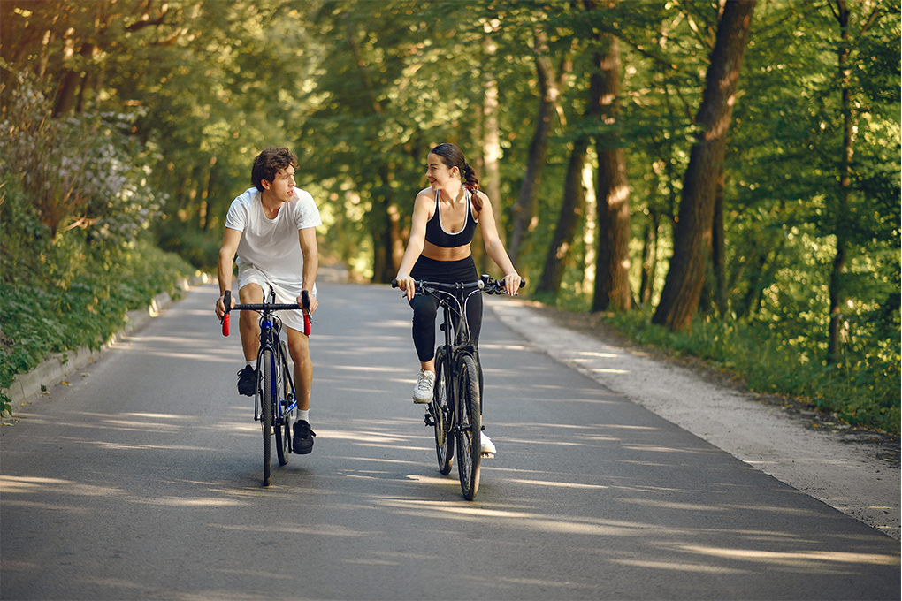 Chúng ta nên đạp xe thể dục trên những cung đường có không khí trong lành, mát mẻ và ít khói bụi