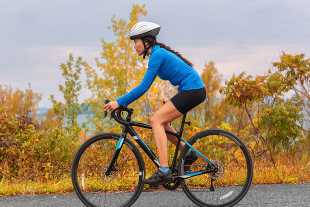 Nên lựa chọn xe đạp điện thể thao design thích hợp cho tới nữ