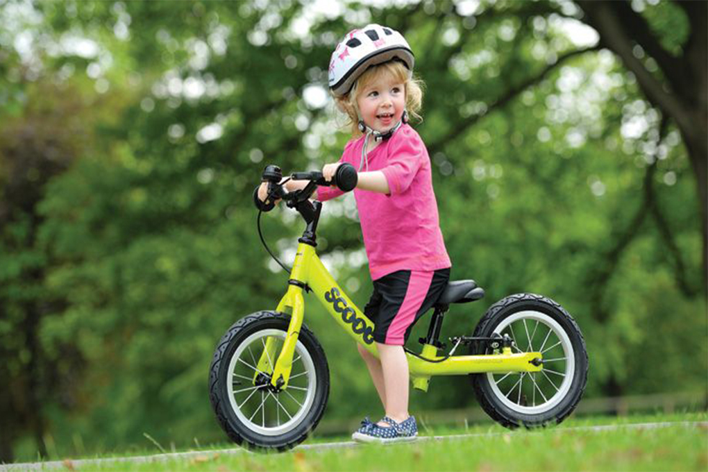 Chiều cao xe phù hợp với chiều cao của bé sẽ đem lại sự thoải mái nhất khi đạp xe