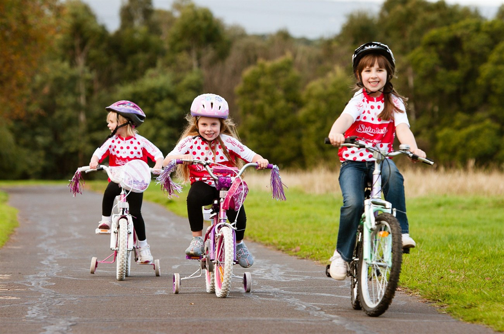 Đạp xe đem lại nhiều lợi ích cho trẻ em
